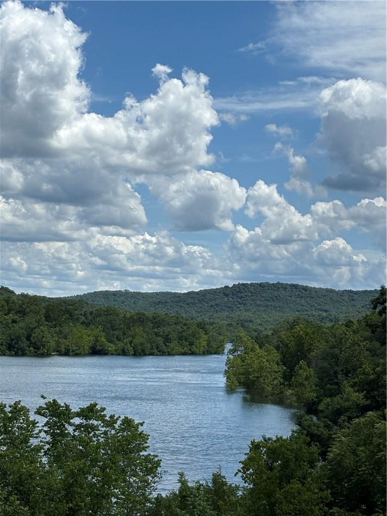 Image 4: Beautiful View all Around you!