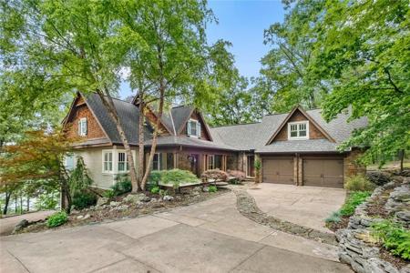 150 Jackson Cove Crescent