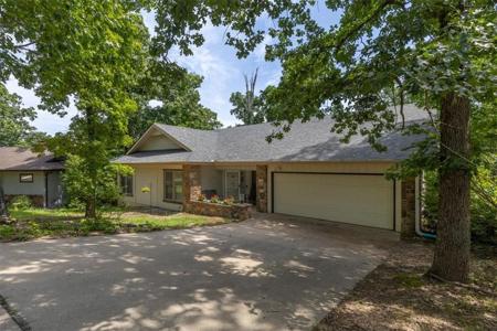 14 Glenbarr Circle
