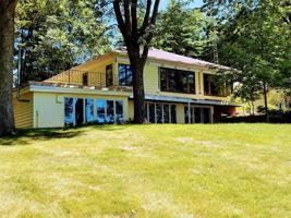 2425 Jeffrey Boulevard