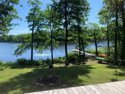 N 5284 Golden Pond
