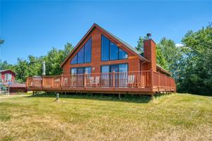 1109 E Lake Drive