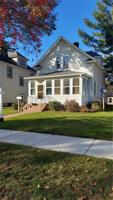 1105 Main Street E