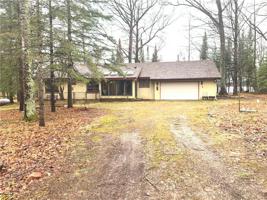 9006 W Green Point Road