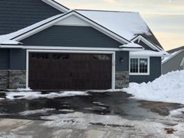 2833 Camelot Circle