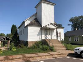 324 Douglas Street