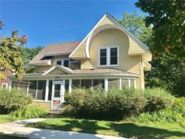 1021 Main Street E
