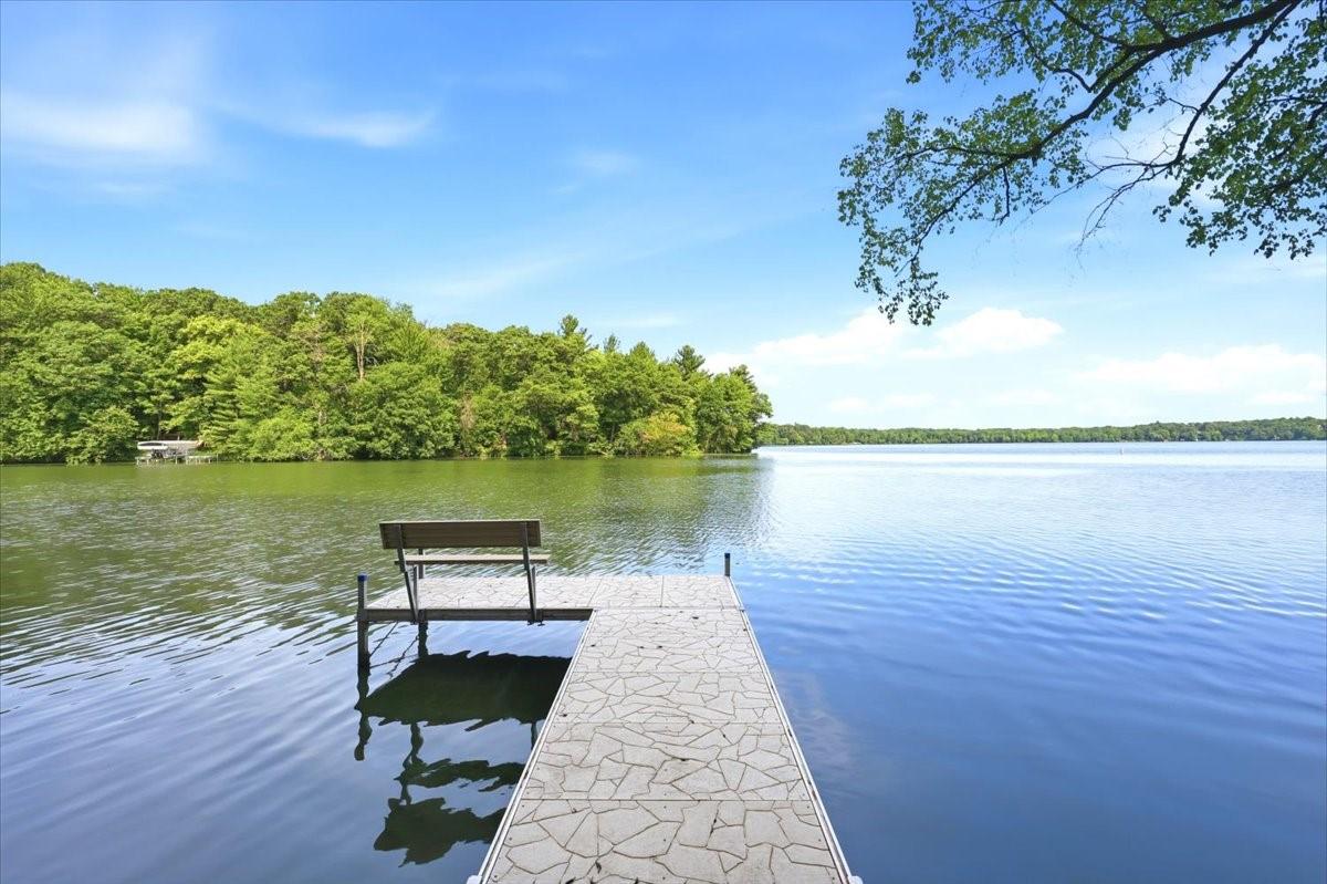 Image 3: Private dock for easy access to the lake and endle