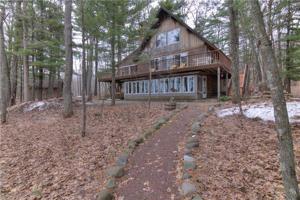 N 8457 Lone Trail LN