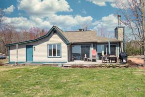 7768 N County Hwy K