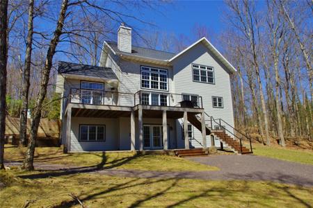 47660 N Diamond Lake Drive