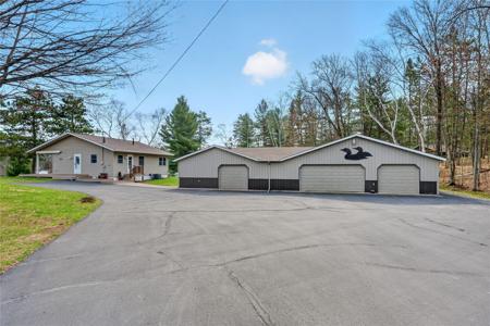 N8334 Bay Park Rd