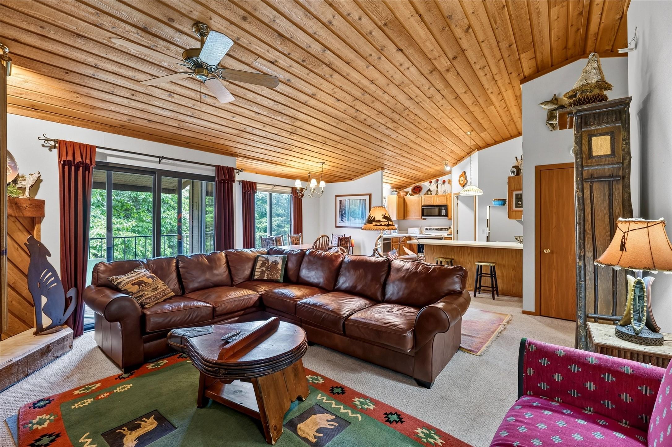 Image 2: Living Room