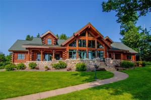 8622N Northwoods Trail