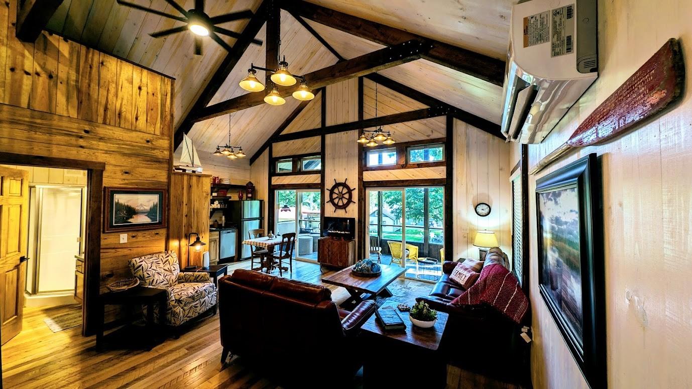 Image 3: Main Cabin 3