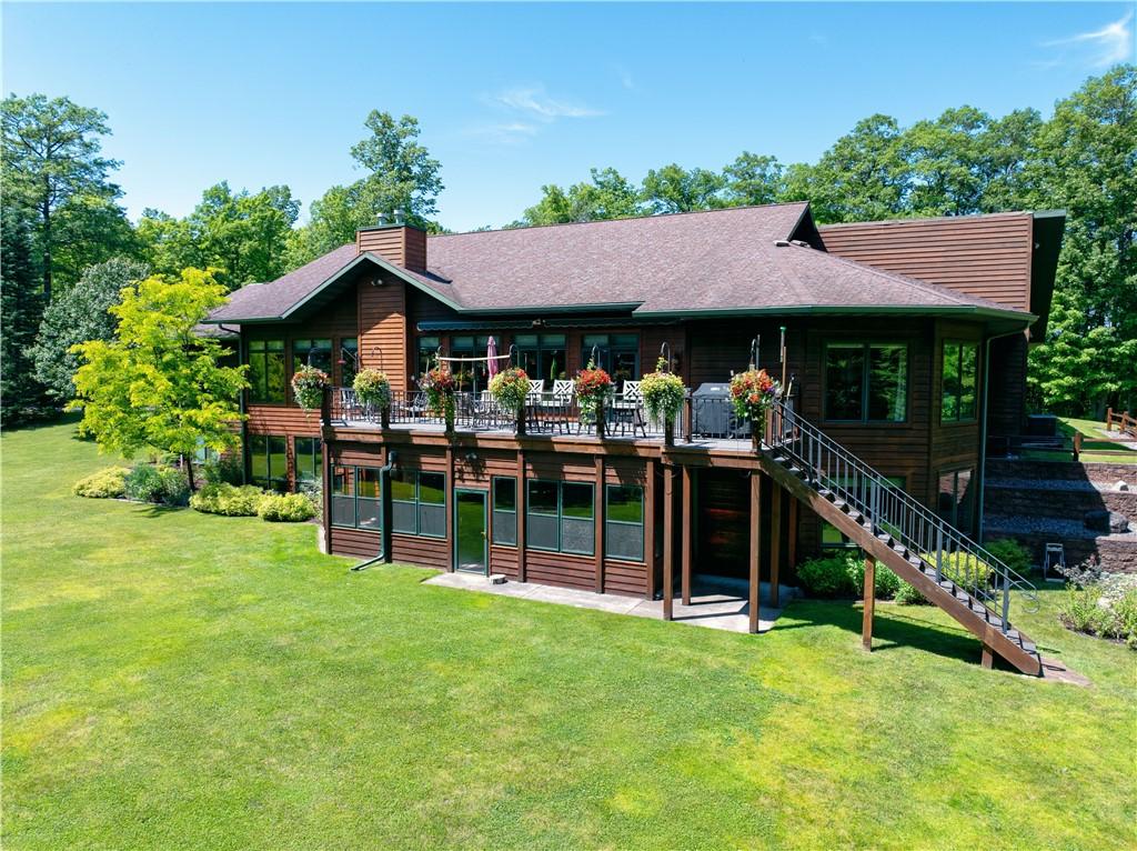 Image 2: Full Walkout