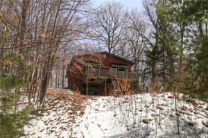1102 Maple Terrace Drive