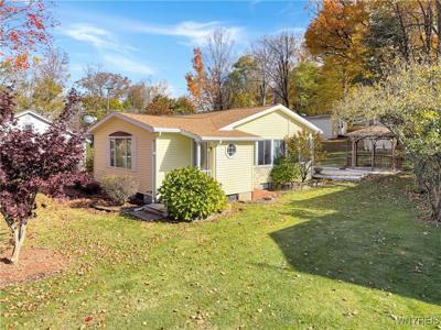 3849 16 Perry Avenue