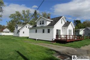 3570 and 3570.5 Lake Street
