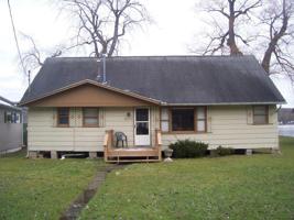 6037 & 6039 W Lake Road