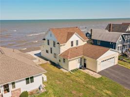 2558 Edgemere Drive