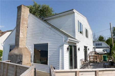 36 Zellweger Beach Road