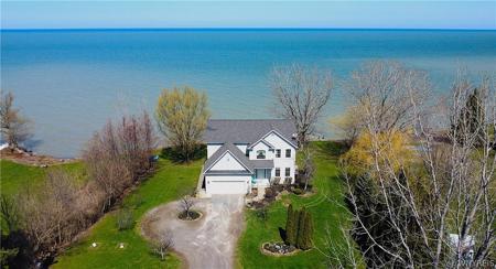 2949 W Lake Road