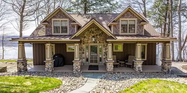 1691 Littlehales Lane