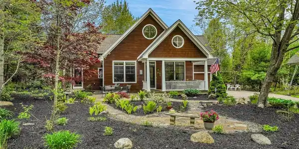 32 Howard Hanson Avenue