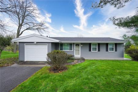 3673 W Saddleback Road
