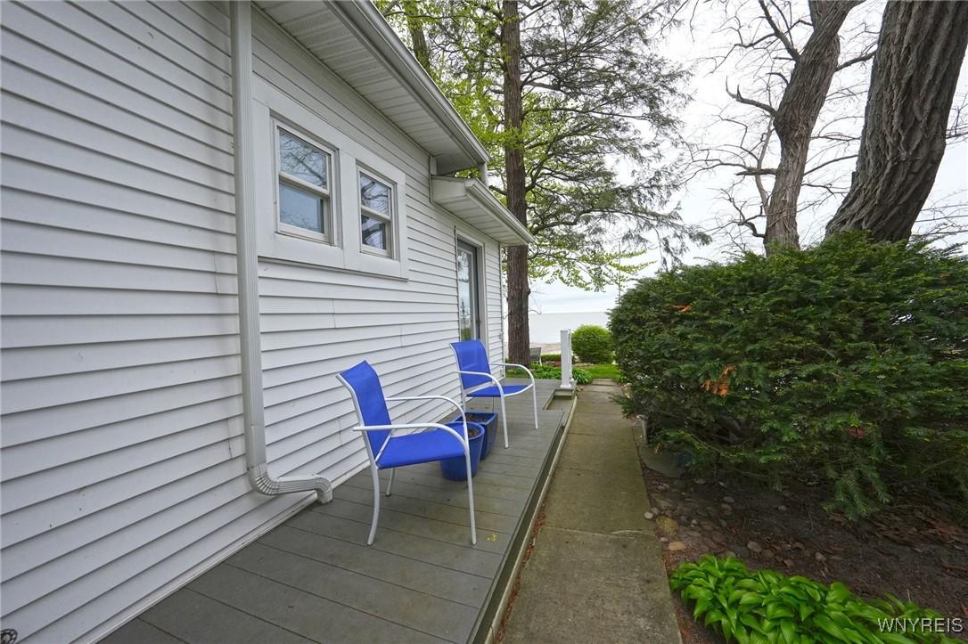 Image 3: Side walk way to beach