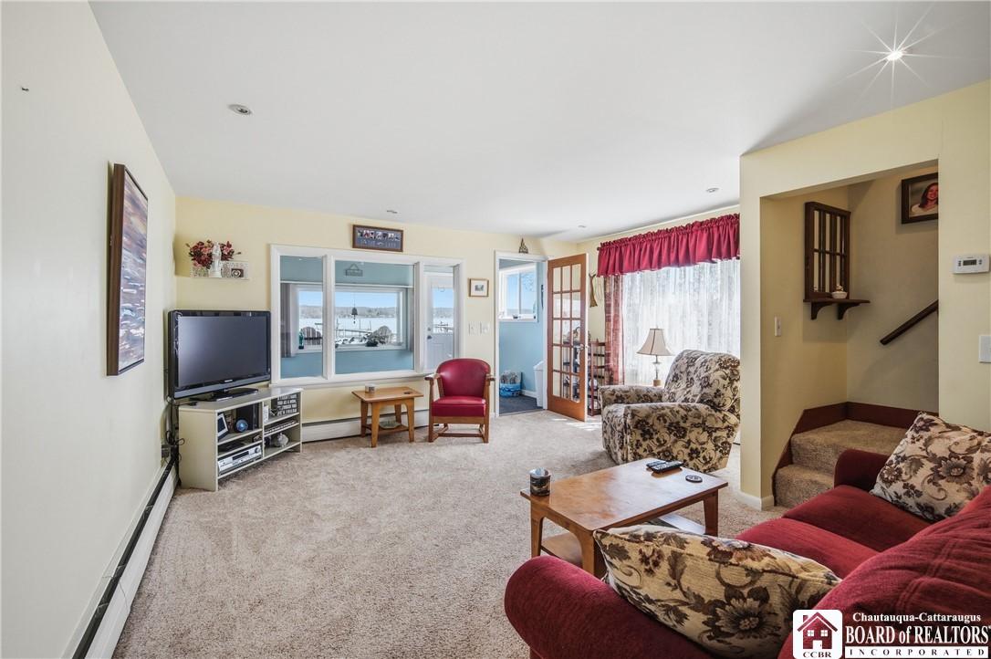 Image 2: living room