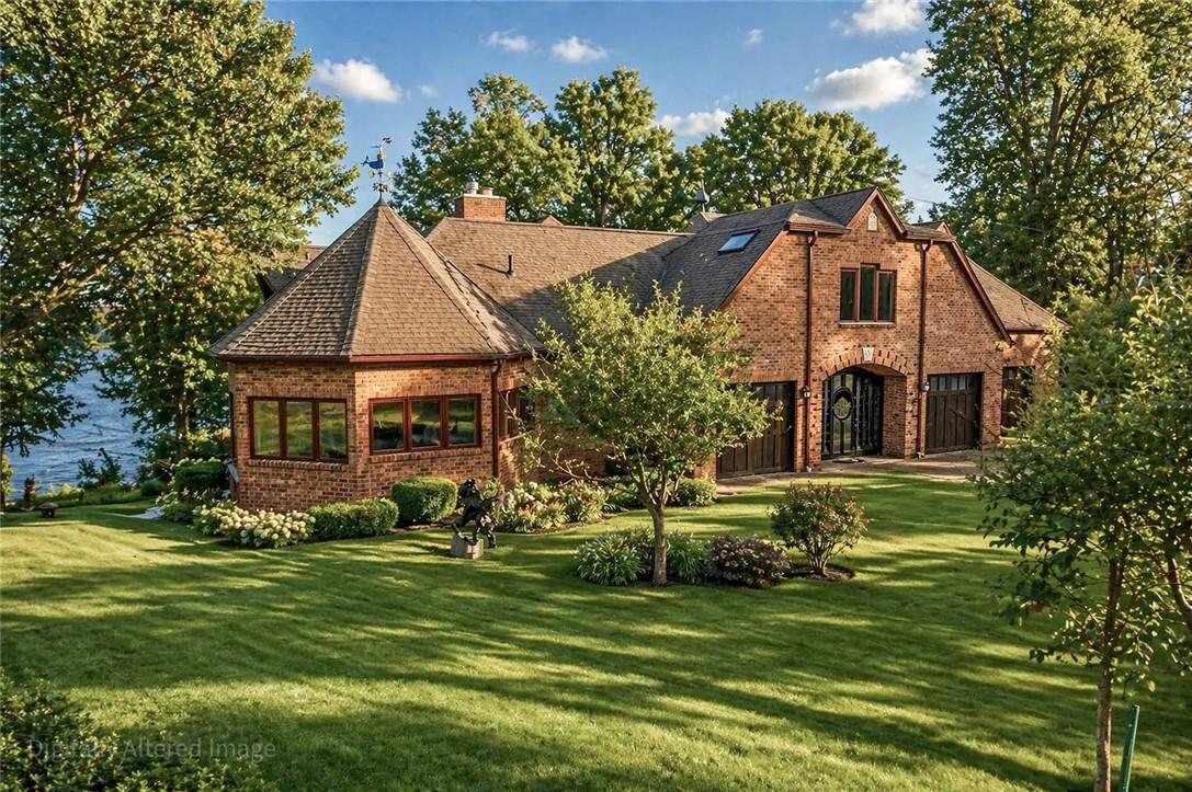 Image 1: House is actual house, leaves on trees are AI Gene