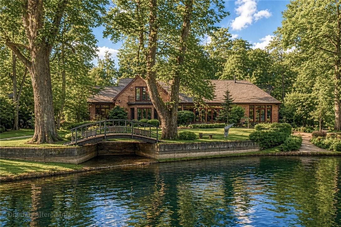 Image 2: House is actual house, leaves on trees are AI Gene