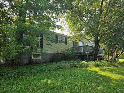 4228 E Lake Road