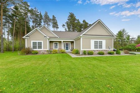 5521 Hagen Trail