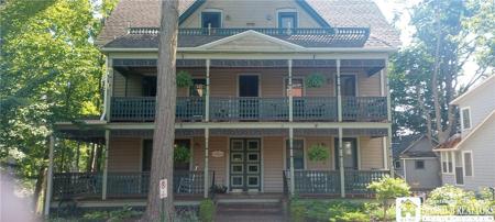 1 Roberts Avenue