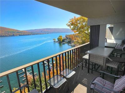 16 Cliffside Drive