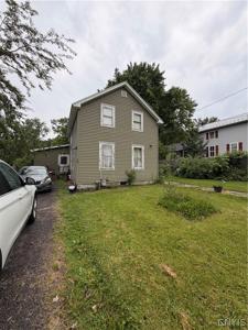 20 W Austin Street