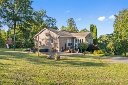 4460 Green Point Road