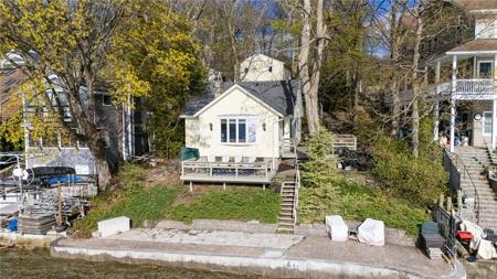 4338 E Lake Road