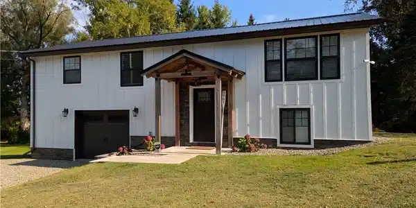 5987 Hidden Valley Lane