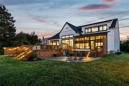 6992 Benedict Beach
