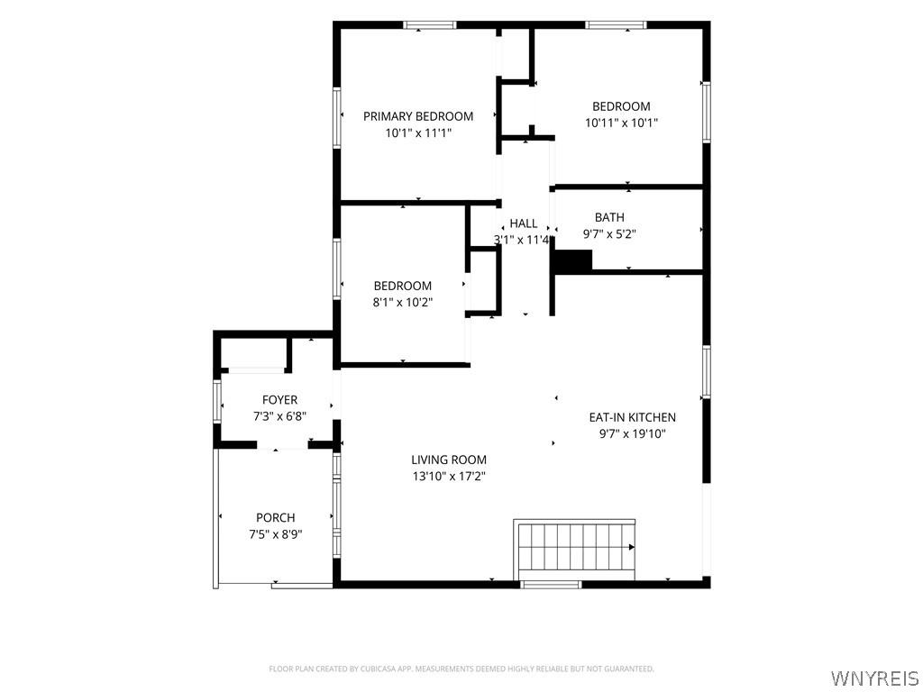 Image 3: Open living area