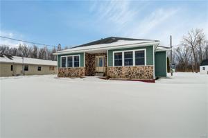 6252 Muskrat Bay Road