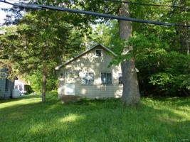 6632 N Lakeshore Road
