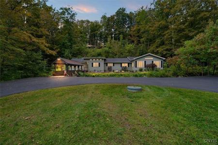 9077 Kettle Hill Road