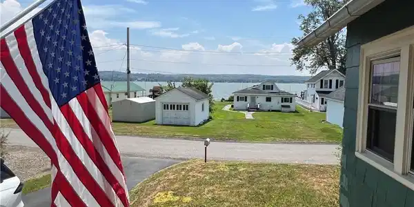 Image 4: Porch View