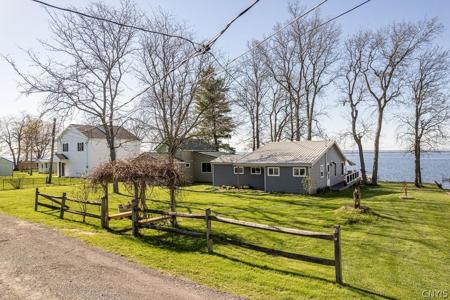 28 Hickory Point Road