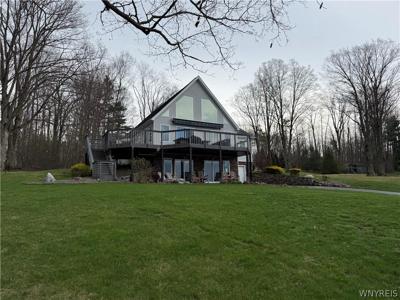 190 Lakeside Drive